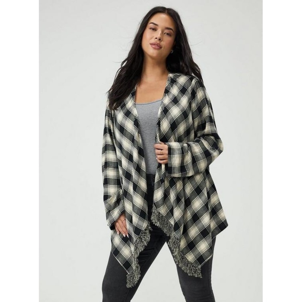 Torrid Wrap Women 2 Plaid Black White Fringe Trim EUC